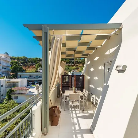 Sea And The Apartamento *