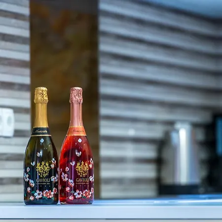 Sea And The Apartamento