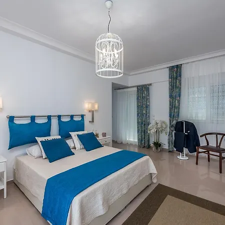 Sea And The Apartamento *