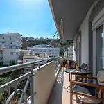 Apartament Sea And The